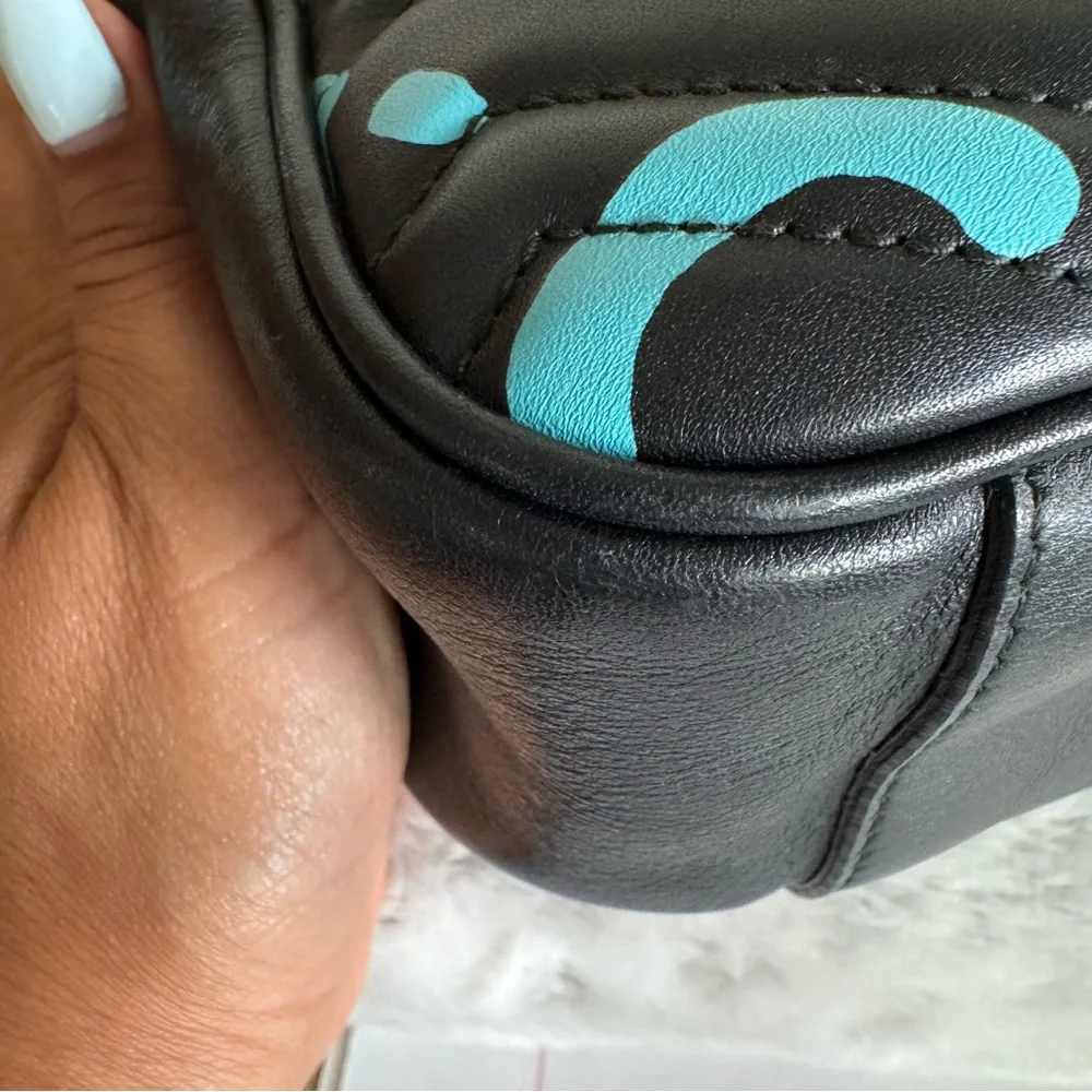 GUCCI GHOST Black Marmont Shoulder Bag - Graffiti Collection. P0239